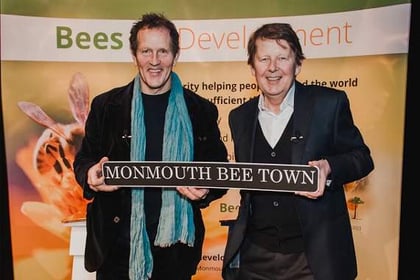 Monty and Bill create a buzz