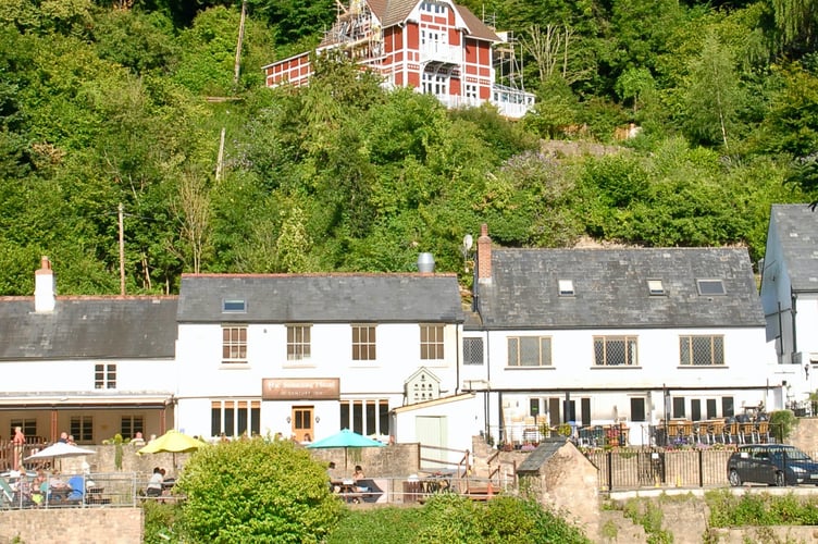 Houses and rivers in Symonds Yet featuring house used in Sex Education TV show