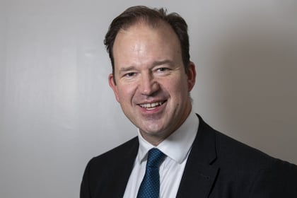 Jesse Norman MP quizzed on cost of sustainable aviation