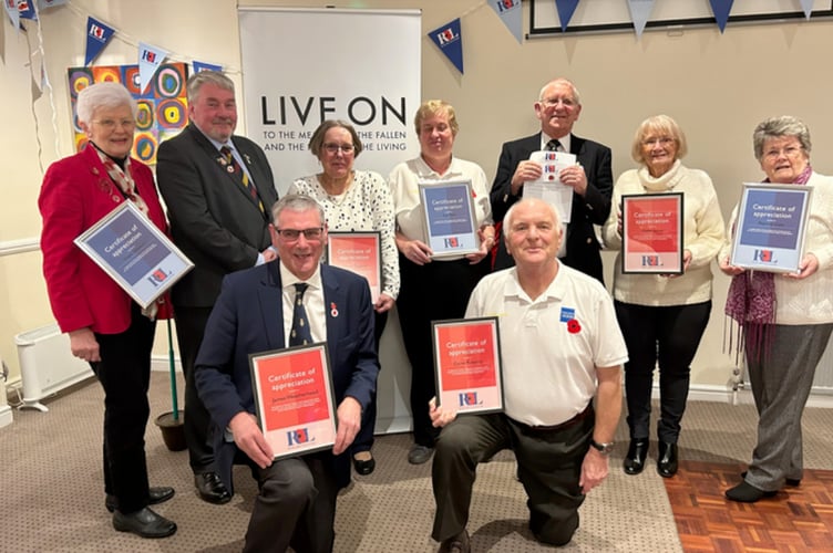 Recipients and others: Sue Lampert, Ian Hedges, Diane Gaylard, Jane Bazeley, Brian Lampert, Chris Aplin, James Weatherhead, and Chairman