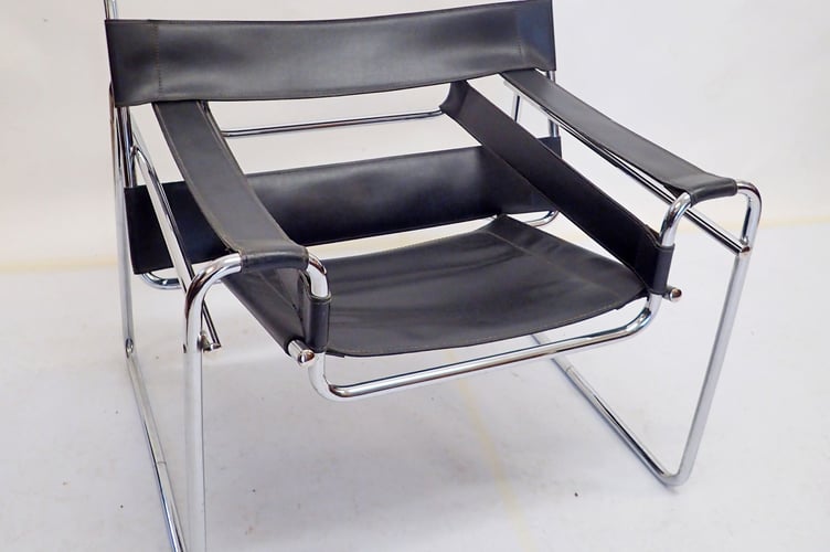 Chrome and black leather Wassily style chair in the style of Marcel Breuer