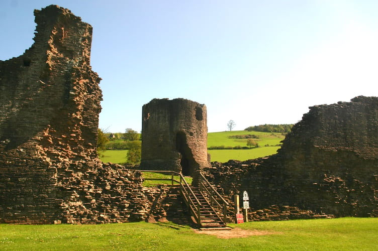 Skenfrith Castle